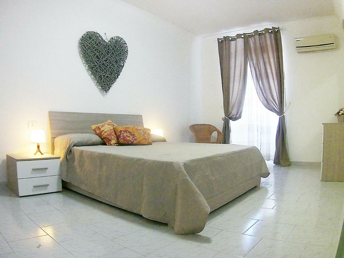 Core A Core Apartment Napoli Bagian luar foto